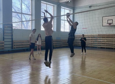 Активный отдых с отличной компанией - идеальный способ расслабиться после рабочей недели.